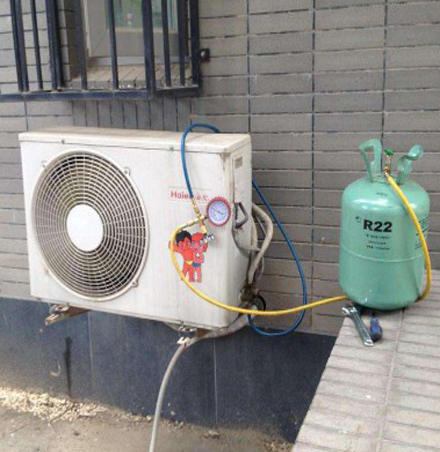 南部空调加氟